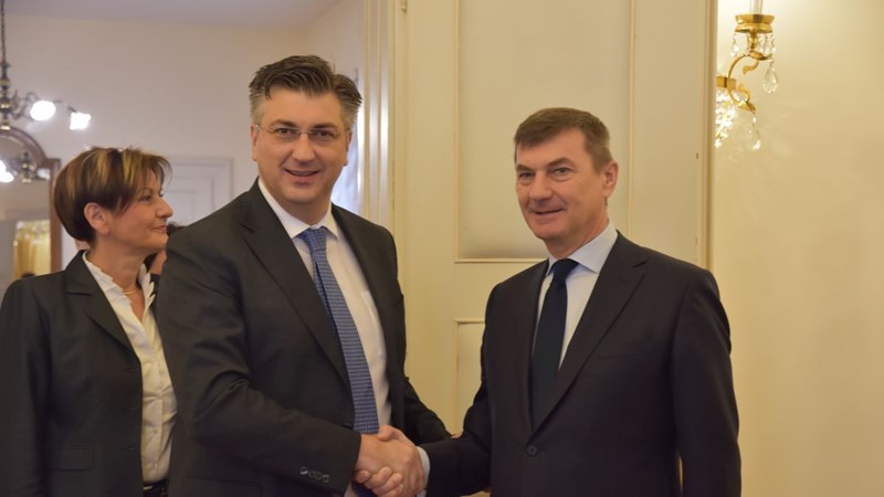 Predsjednik Vlade Plenković s potpredsjednikom EK Ansipom na sastanku i konferenciji o jedinstvenom digitalnom tržištu